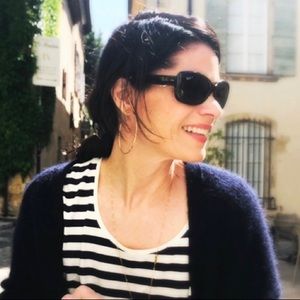 Meet your Posher, Jennifer